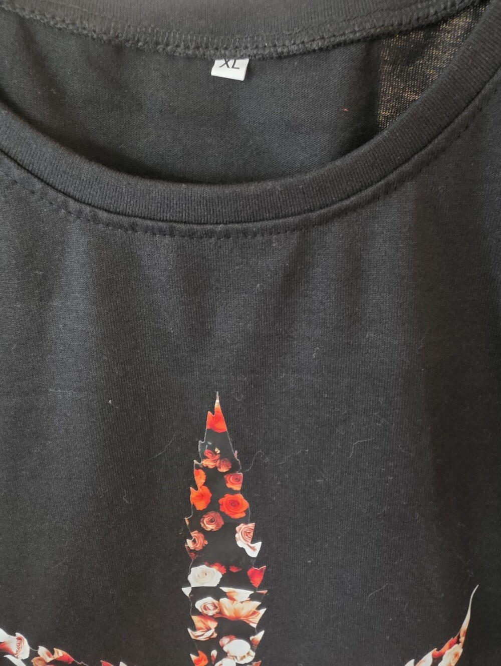 NWT-Style XL Heavily Medicated Graphic Tee | Floral Leaf | Unisex - Picture 4 of 4